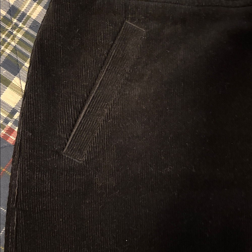 LOFT Black corduroy Mini Skirt - Picture 4 of 8